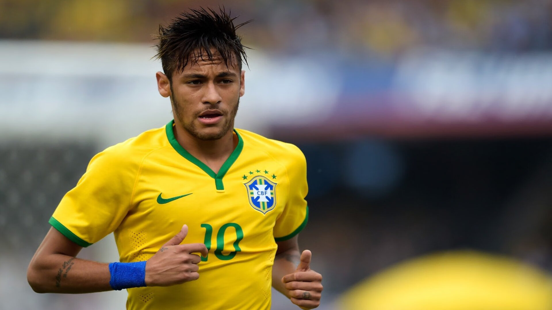 西班牙青少年骑手在美洲青少年马术锦标赛中表现出色,获得多项奖项。