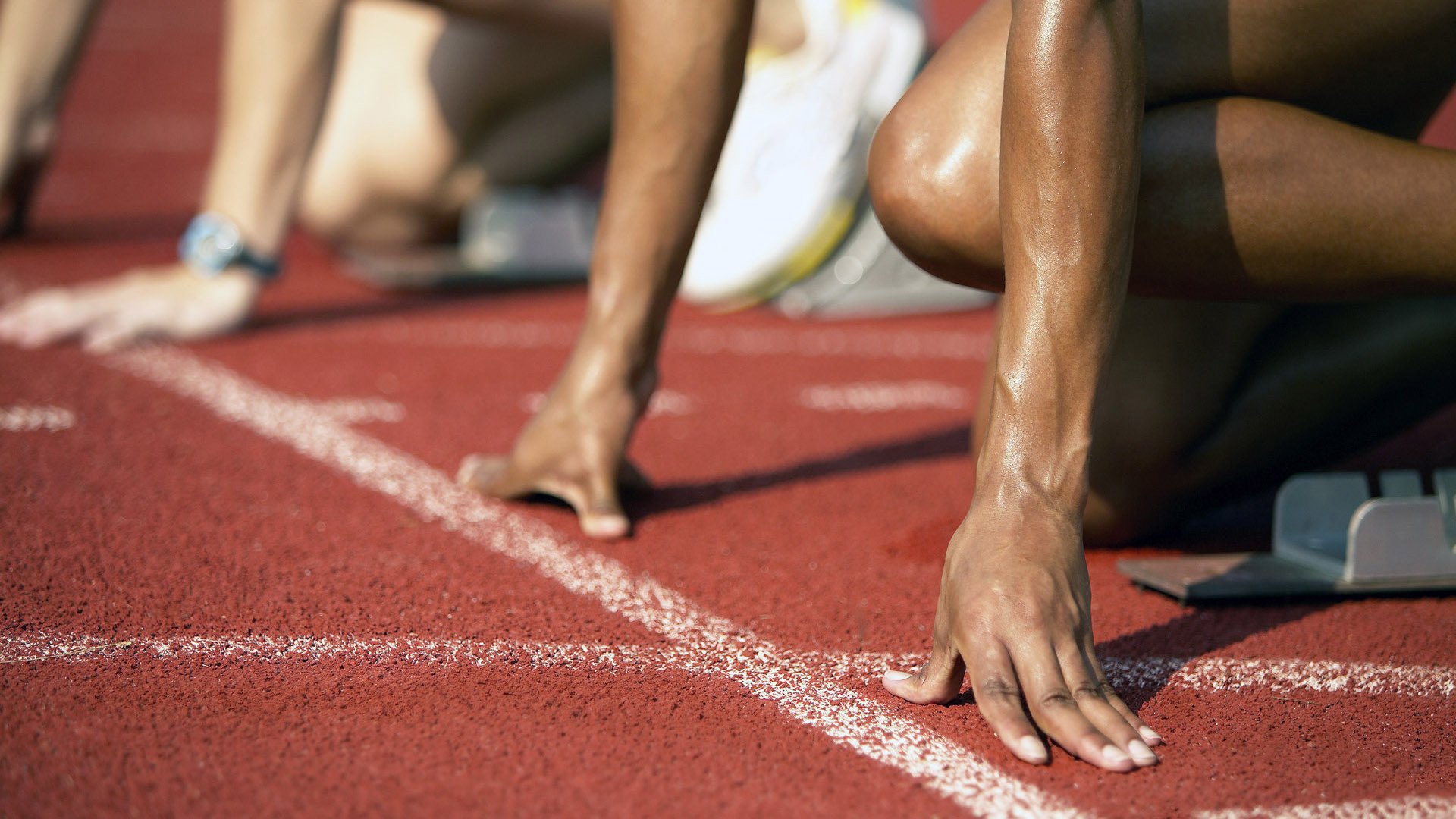 中国女足迎战世界杯预选赛 跌宕剧情引热议，中国女足世预赛战绩