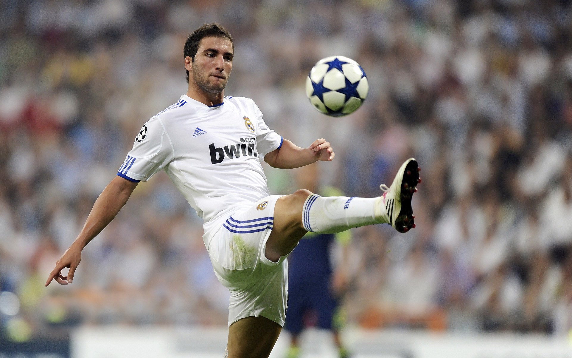 新兴足球强国快速崛起，国际赛场格局再度洗牌